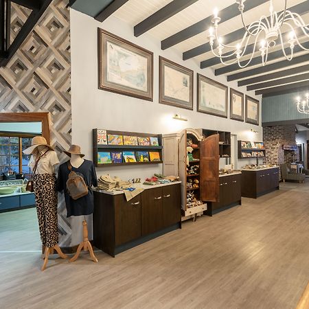 Gondwana Etosha Safari Lodge Okaukuejo Bagian luar foto