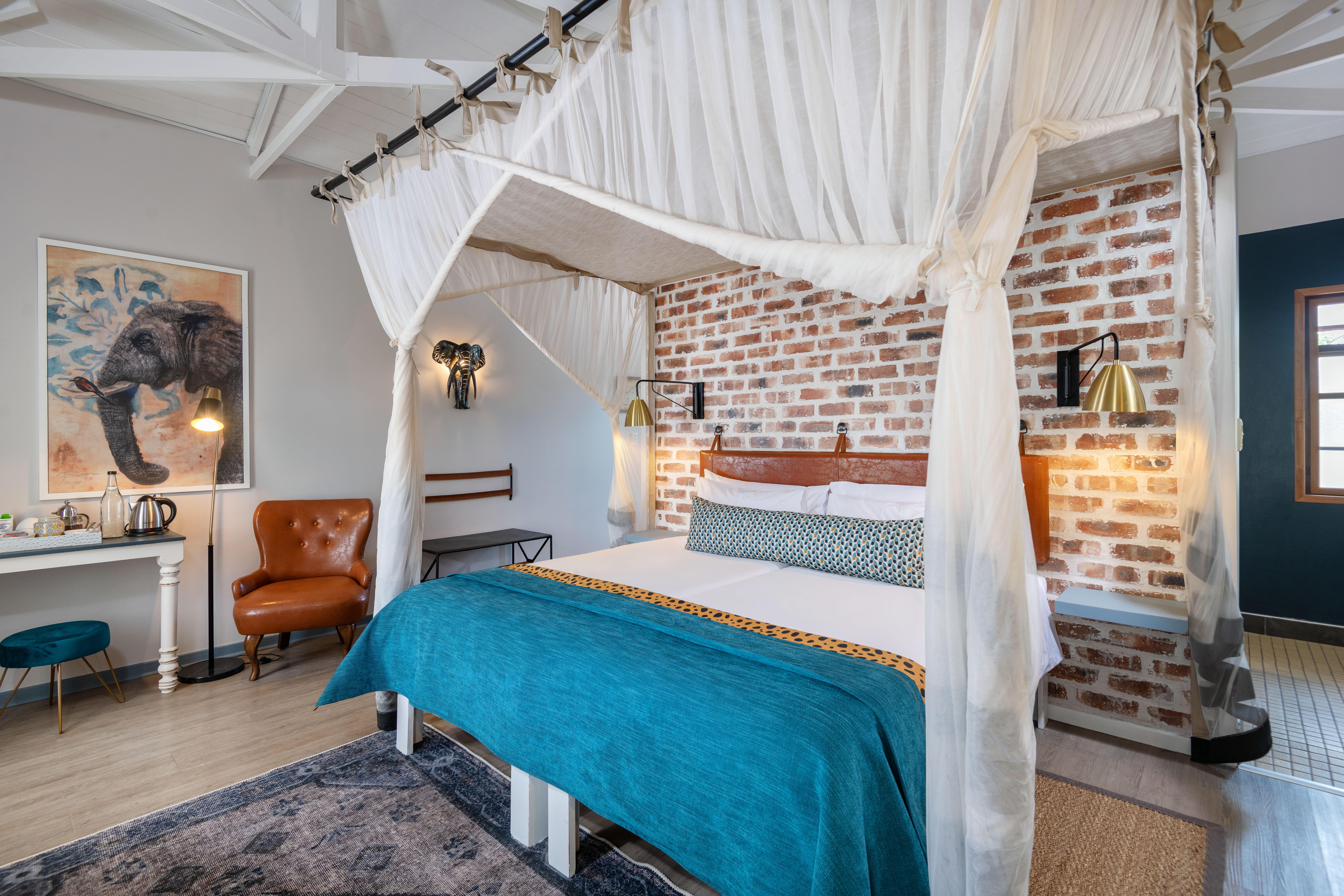 Gondwana Etosha Safari Lodge Okaukuejo Bagian luar foto