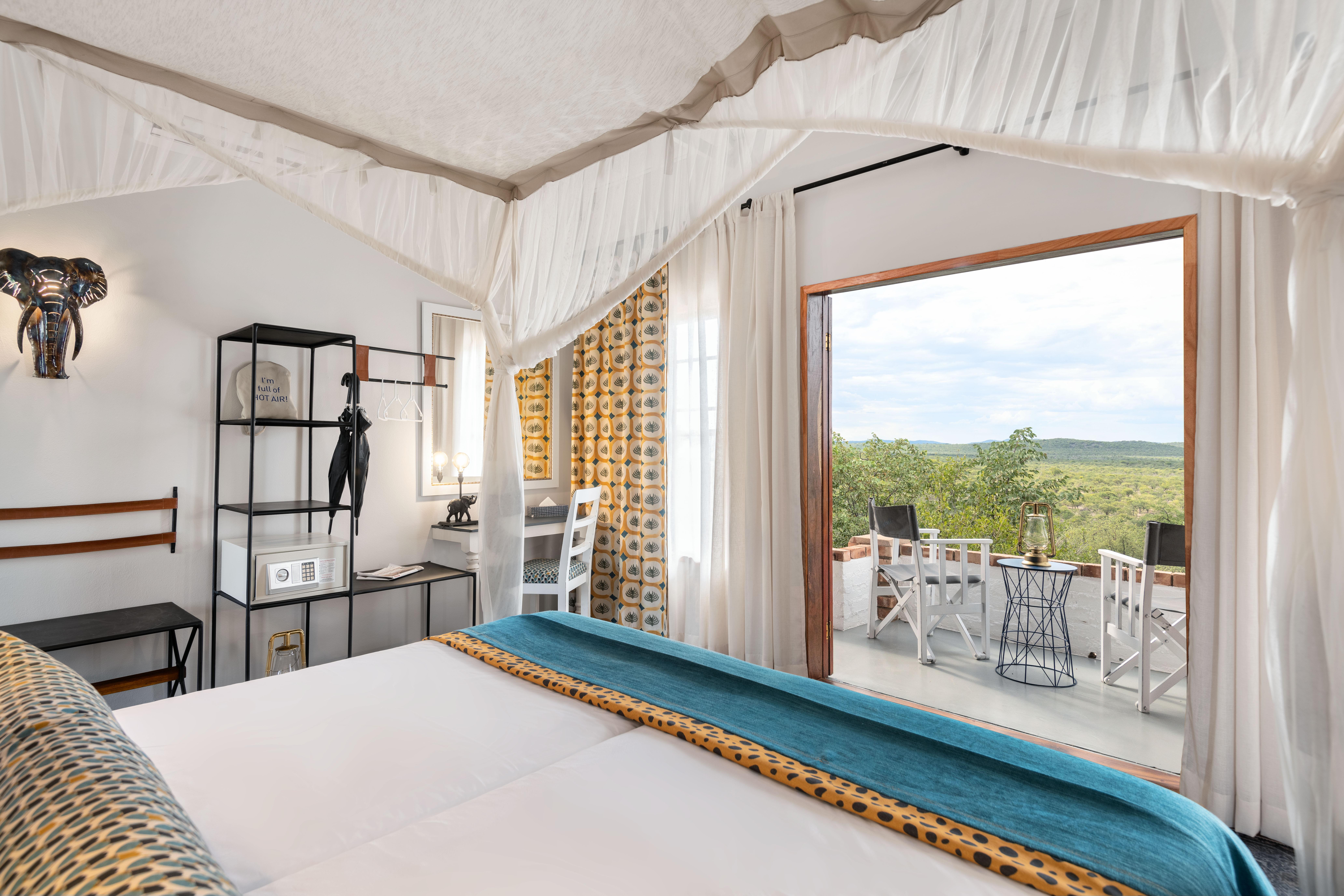 Gondwana Etosha Safari Lodge Okaukuejo Bagian luar foto