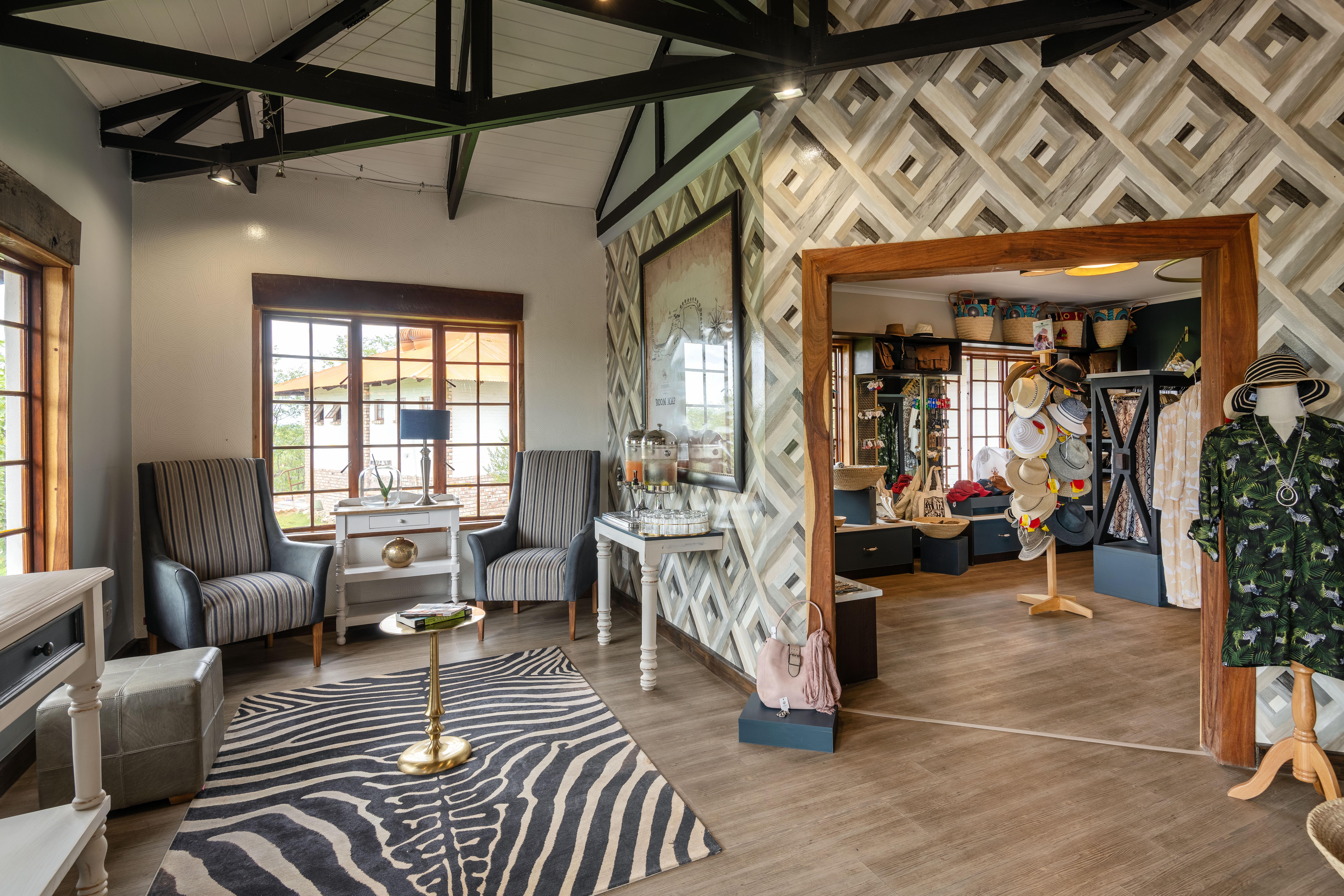 Gondwana Etosha Safari Lodge Okaukuejo Bagian luar foto