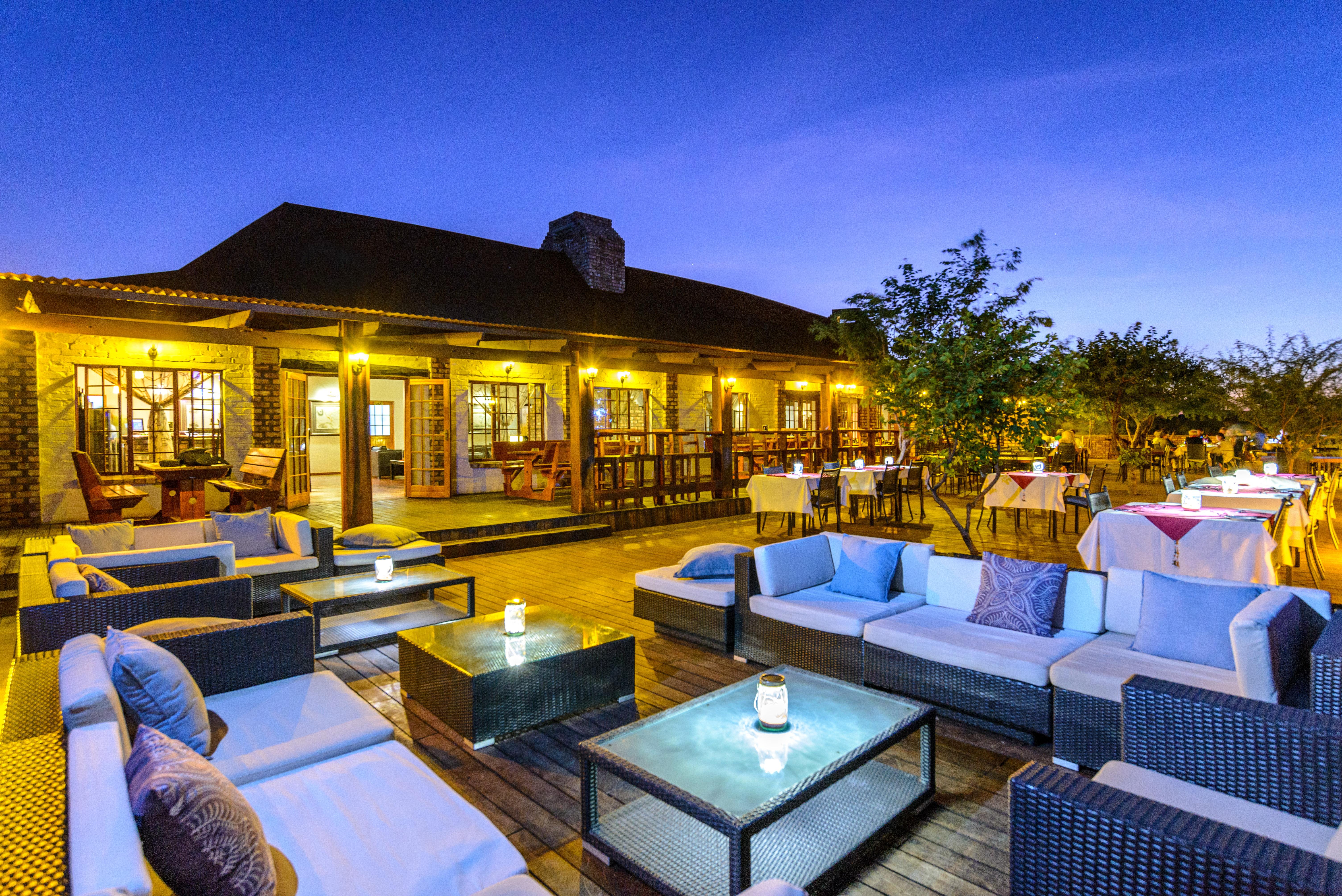 Gondwana Etosha Safari Lodge Okaukuejo Bagian luar foto