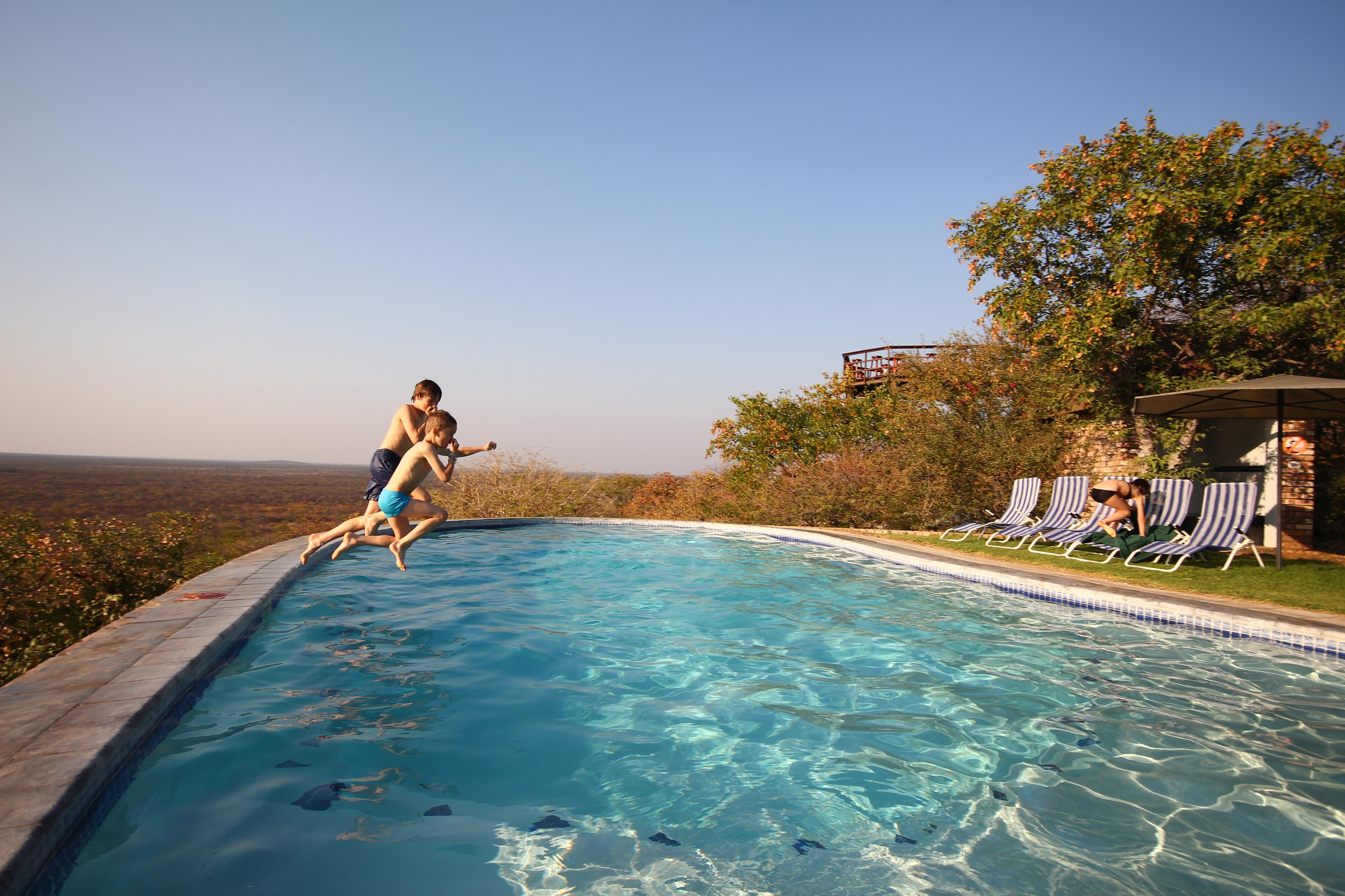 Gondwana Etosha Safari Lodge Okaukuejo Bagian luar foto