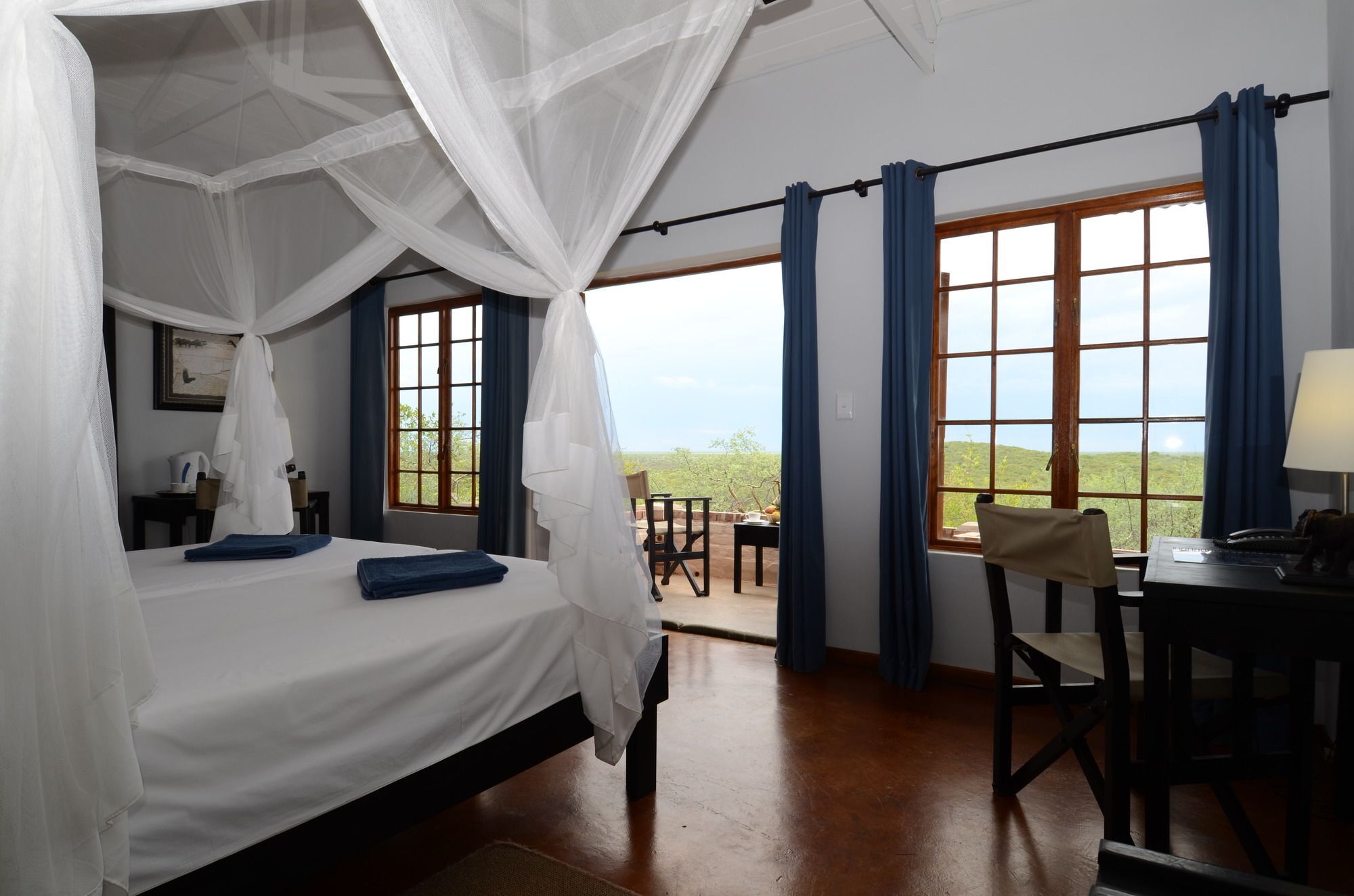 Gondwana Etosha Safari Lodge Okaukuejo Bagian luar foto