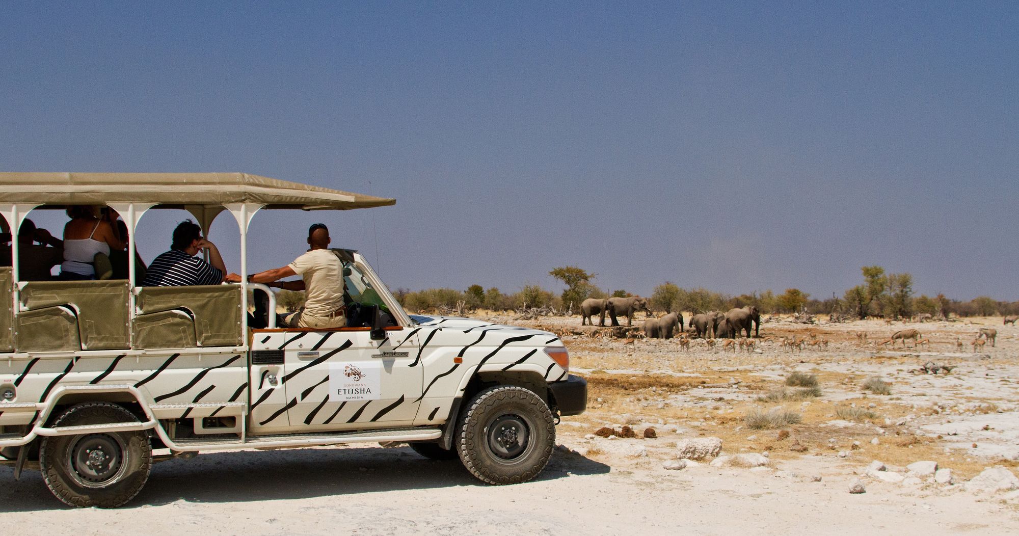 Gondwana Etosha Safari Lodge Okaukuejo Bagian luar foto